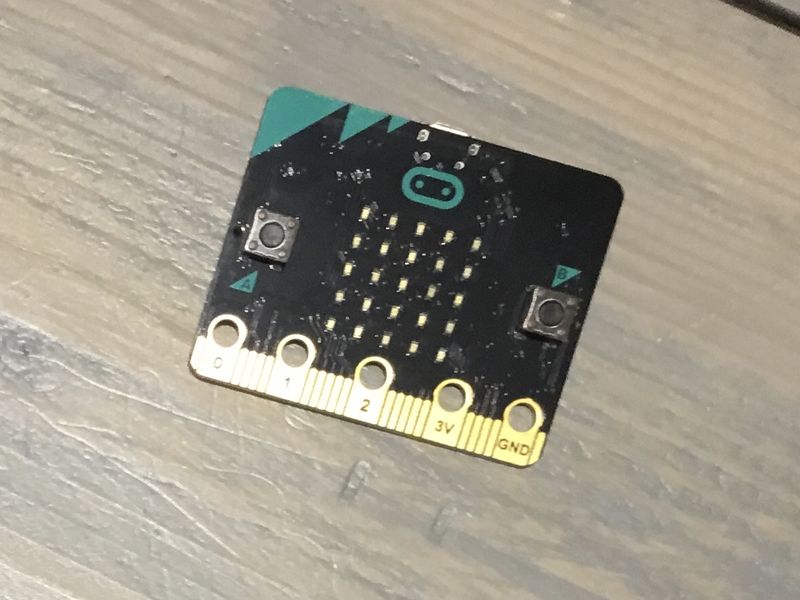 Bestand:Microbit voorkant.jpg