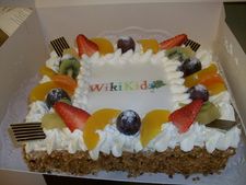 Wikikidstaart2011.JPG