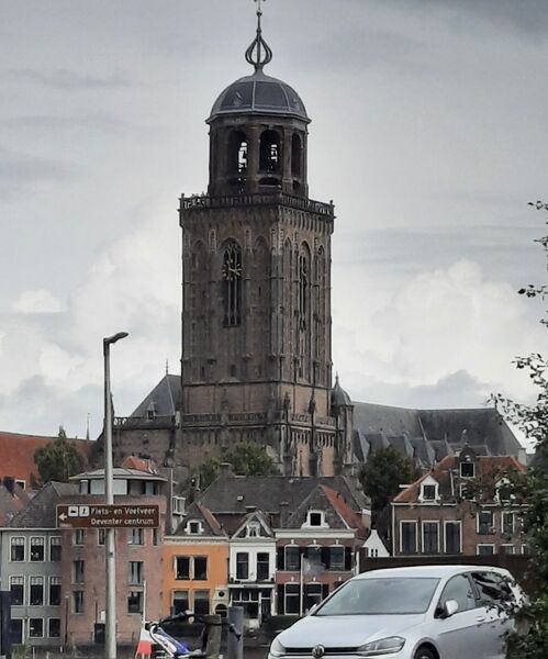 Bestand:Lebuinuskerk Deventer.jpg