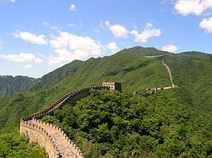 Great Wall of China July 2006 KL.jpg